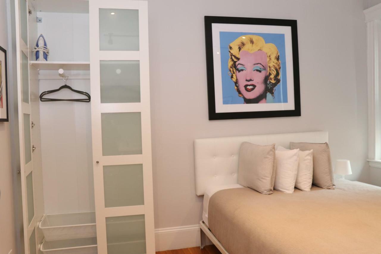 A Stylish Stay W/ A Queen Bed, Heated Floors.. #21 บรูคไลน์ ภายนอก รูปภาพ