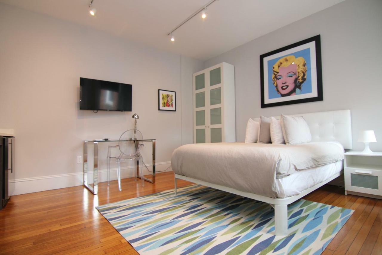 A Stylish Stay W/ A Queen Bed, Heated Floors.. #21 บรูคไลน์ ภายนอก รูปภาพ